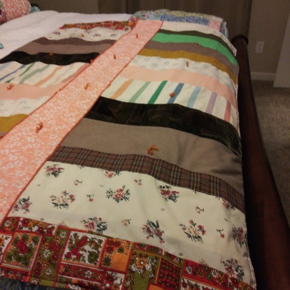 2259 Hand Crafted Throw - Picture 2 of 11